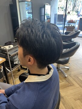 アルター(aL ter) MEN’S HAIR/サーフカール/刈り上げセンターパート/鎌取