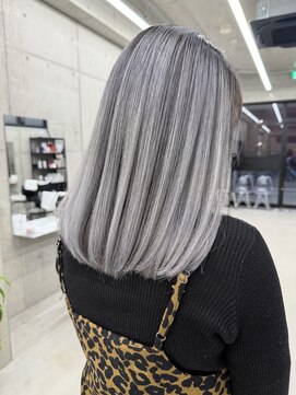 リノート バイ エゴル 名古屋(LINOET by ENGOL) 【LINOET】バレイヤージュ/デザインカラー/名古屋ハイトーン