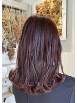 フロール(florun)&nbsp;セミロングレイヤー×ピンクレッド