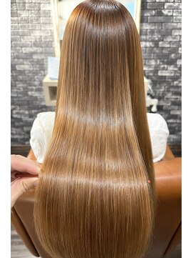 リリー シンジュク(Lilly) 【Lilly新宿】顔周りカット#触角#ミルクティーベージュ#韓国巻き