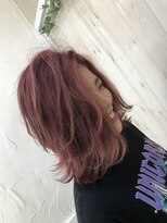 アネラ(Anela)&nbsp;レイヤーカット＋コーラルピンク【平本】