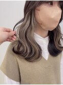 流行りのイヤリングカラー
