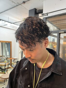 カノア(kanah) ツイストスパイラルパーマスパイラルパーマメンズカットパーマ