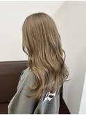 ベージュカラー