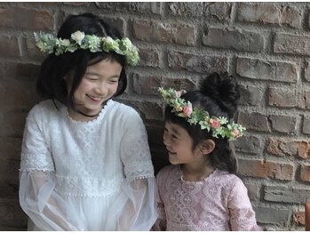 ヴィッカ ヘアーアンドメイク(vikka. hair and make)の写真/【名取/全席iPad.タブレット完備】お子様の暇つぶしも充実♪お子様連れのママさんでもゆっくり寛げる空間*