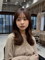 ファルベ(Farbe)&nbsp;大人ガーリーダークアッシュ似合わせカットメディアムレイヤー