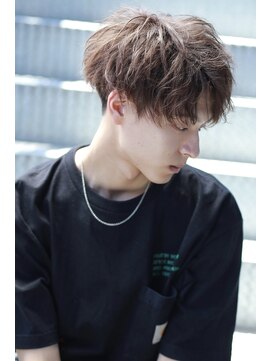 ザ サードヘアー 津田沼 (THE 3rd HAIR) 最高の横顔ファーギーマッシュ