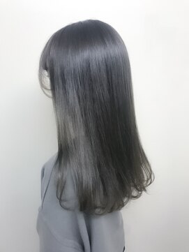 透ける暗髪 シルバーグレー L オアシス 大船店 Oasis のヘアカタログ ホットペッパービューティー