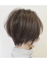 リベルタ(Re:berta)&nbsp;前下がりレイヤー大人ショートボブ20代30代40代【リベルタ谷本】