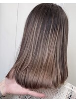 アライブ キチジョウジ(ALIVE Kichijoji)&nbsp;イメチェンエアータッチバレイヤージュカラーグレージュ