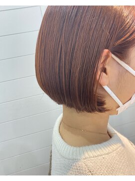 バズ(BUZZ) イエベ春さんにオススメのオレンジボブ★秋山