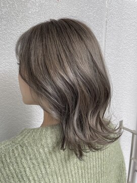 エイル 西梅田(eyl) ダブルカラー × ミルクティーアッシュ