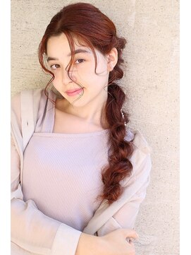 スペシウムバイアンバースデー(spacium by UNBIRTHDAY) 編みおろし/アレンジ/ロング【HIYORI】