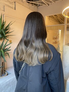 イル(iru) グラデーションカラー