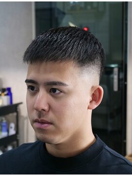 ニューオールド 三軒茶屋(NEW OLD) クロップスキンフェードスタイル