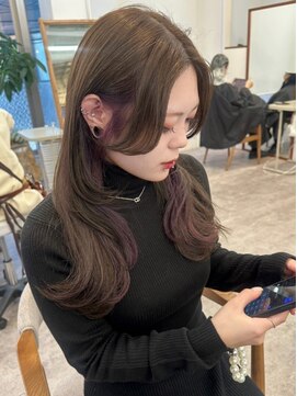 ポーチバイハニー オモテサンドウ(PORCH by HONEY omotesando) イメチェンインナーカラー　くびれレイヤー　センターパート