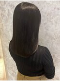 髪質改善トリートメント　黒髪　セミロング　艶髪ストレート