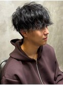 ナチュラルパーマ　刈り上げマッシュ　黒髪　20代　30代