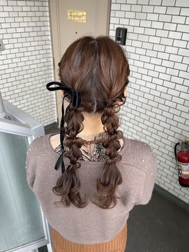 ソノ(sono) 編みおろし ツインアレンジ 編みおろしツイン 参列ヘア