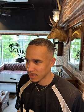 バレス 田町(BALES) [スキンフェード/ツイストスパイラル/田町]