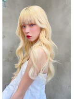 テイラー(Taylor)&nbsp;［Taylor 大宮  ］レイヤースタイル×ホワイトブロンド