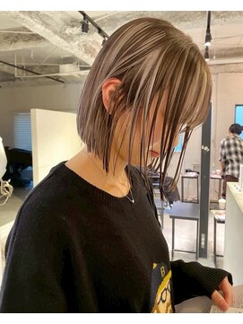 ルーム(Loom.) カットコントラストハイライトトリートメント