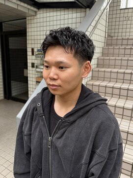 エイゾー(EIZO) 自然体でキマる大人の【ショートパーマ】