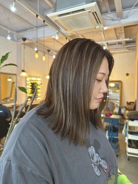 ヴィッカ ヘアーアンドメイク(vikka. hair and make) bobお任せハイライト