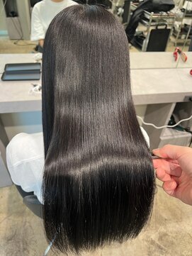 キュア 表参道(CURE) 手ぐしで整う髪質改善ストレート