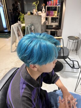 グラスバイネオリーブ 大倉山駅前店(grace by neolive) センターパート/ブリーチ/ブリーチオンカラー/カラー/アッシュ