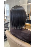 つやつや切りっぱなしボブ