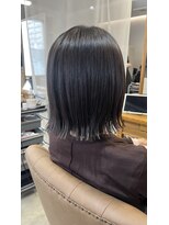 アンルル(anruru) つやつや切りっぱなしボブ