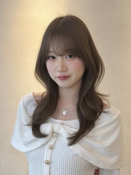 ウェイズ トウキョウ(Ways TOKYO) ワンカールで可愛いレイヤーカットには透明感ベージュが相性抜群