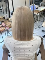 キキ(kiki by KENJE)&nbsp;ホワイトブロンド