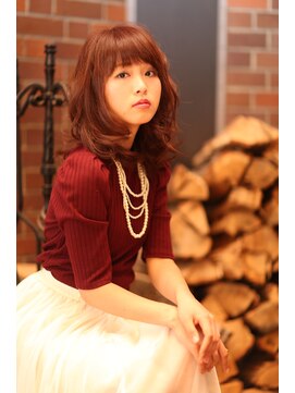 アース 八戸店(HAIR & MAKE EARTH) ニュアンシーなユル巻で今旬のこなれ感を。EARTH八戸店