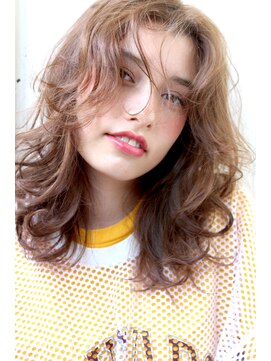 ミラバイグリーン(Mira by green) Undulate springy perm -『semi long』-　01