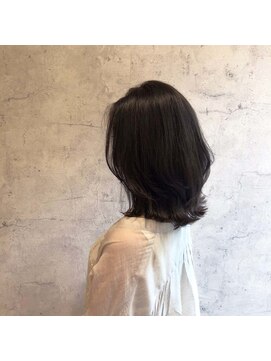 リュミエ ドゥ マッシュ(Lumier de mashu) パツっとレイヤーミディアム