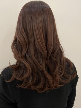 ジーナ セントラル銀座(Zina) オトナ女子ツヤ髪アッシュカラーふんわりミディシースルーバング