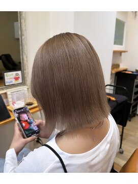 グリード(Greed) ハイトーンベージュカラー