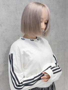 シー(shii..) 《shii..》#ホワイトベージュ#ハイトーンカラー