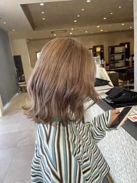 アース コアフュールボーテ 掛川店(EARTH coiffure beaute) ミルクティーベージュ