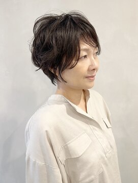 ラトリエコンタン(L´atelier Content) 【LatelierContent Yumi】動きのある大人ショート