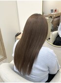 ミルクティーベージュ