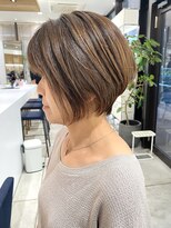 ステアケース 武蔵小杉店(stair:case) 大人ショート/ショートボブ/白髪ぼかしハイライト/武蔵小杉