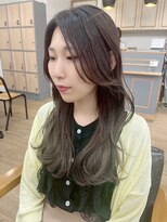 ネオリーブ クーロ(Neolive curro)&nbsp;小顔ハッシュレイヤー×オリーブベージュ[横浜/縮毛矯正/]