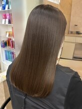 あだち美容室 アンフローリア(en fleurir)