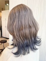 ビスイル 秋葉原店(Vis ill)&nbsp;ハイトーンデザイン裾カラーホワイトベージュ