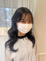 ネオリーブ チロル 横浜西口店(Neolive CiroL.)&nbsp;韓国風顔まわりカット　艶感ブルーブラック