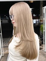 ニトバイアンキシム(nit by ahnkism) 外国人風ブロンドカラー/顔まわりレイヤーカット