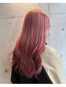 ロンドルピナス 小倉(Lond Lupinus) ミディアムレイヤーカット/似合わせカット/大人ガーリー/20代